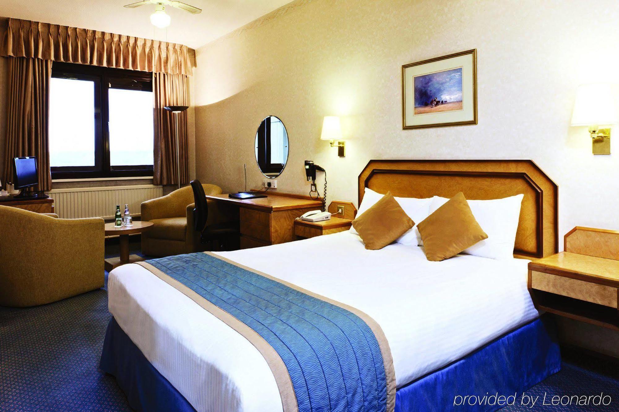 Copthorne Hotel Плаймаут Экстерьер фото
